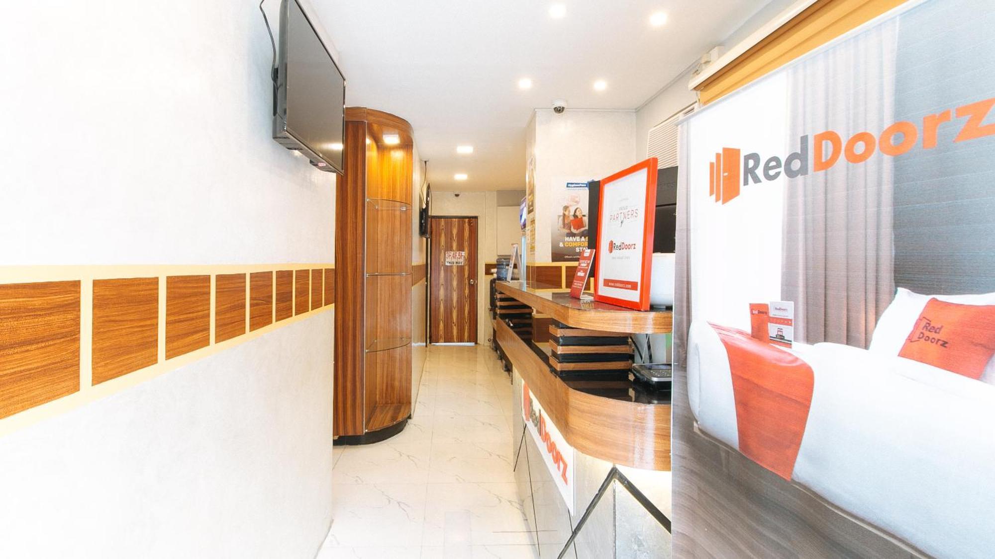 Reddoorz @ Piy Margal Sampaloc Manila Hotel Exterior photo